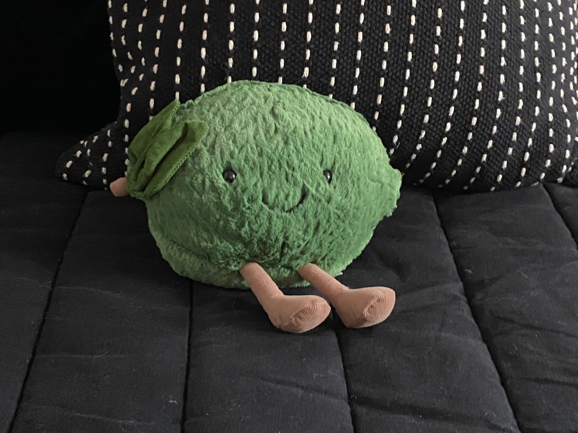 Stuffed toy in the form of a lime